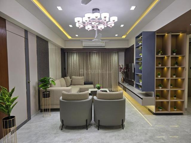 4 BHK Apartment in Sola for resale Ahmedabad. The reference number is 20796817