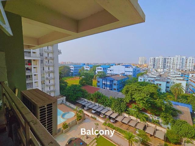 4 BHK Apartment in Satchashipara for resale Kolkata. The reference number is 19641839