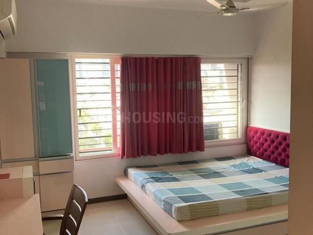 4 BHK Apartment in Satellite for rent Ahmedabad. The reference number is 20645872