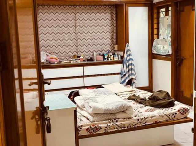 4 BHK Apartment in Satellite for rent Ahmedabad. The reference number is 20884079