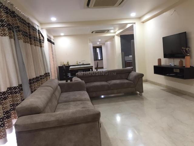 4 BHK Apartment in Satellite for rent Ahmedabad. The reference number is 21003900