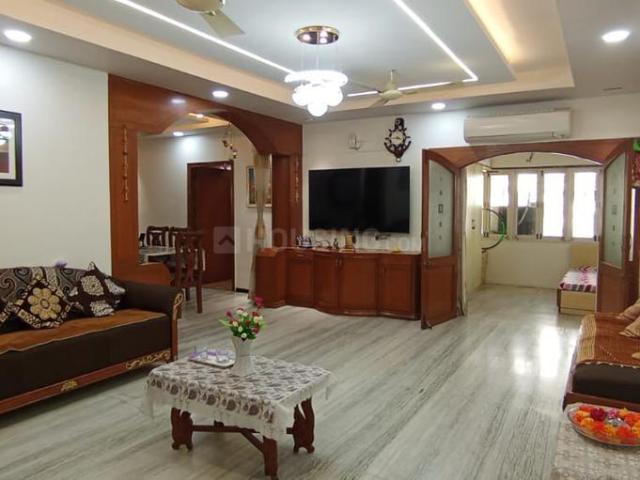 4 BHK Apartment in Satellite for resale Ahmedabad. The reference number is 20001983