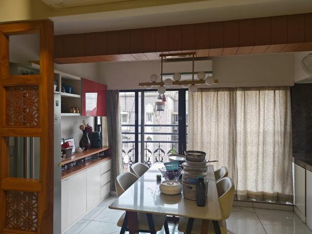 4 BHK Apartment in Satellite for resale Ahmedabad. The reference number is 20223645