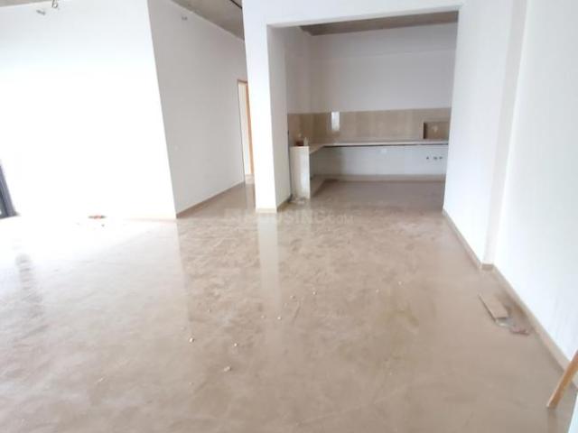 4 BHK Apartment in Satellite for resale Ahmedabad. The reference number is 20944631
