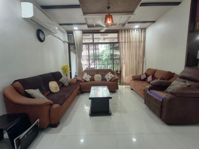 4 BHK Apartment in Satellite for resale Ahmedabad. The reference number is 20969311