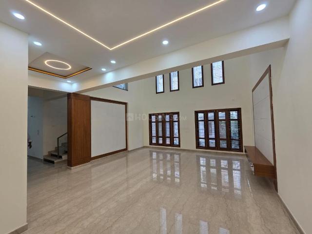 4 BHK Apartment in Sahakara Nagar for resale Bengaluru. The reference number is 21003052