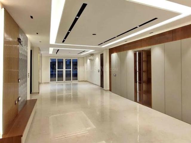 4 BHK Apartment in Sahara Estate for rent Gorakhpur. The reference number is 19790035