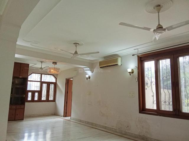 4 BHK Apartment in Saket for resale New Delhi. The reference number is 19900609