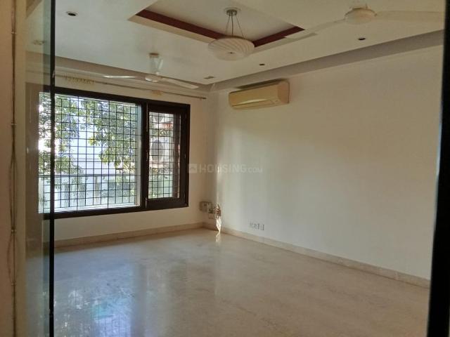 4 BHK Apartment in Saket for resale New Delhi. The reference number is 19988490
