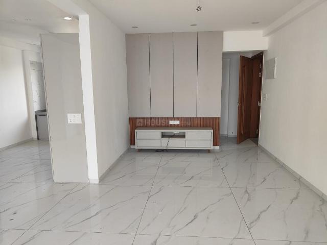 4 BHK Apartment in Sama Savli for rent Vadodara. The reference number is 19013385