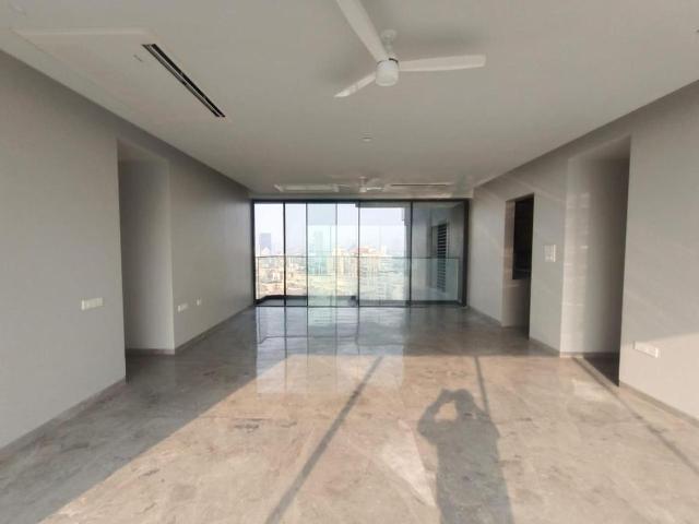 4 BHK Apartment in Sanpada for rent Navi Mumbai. The reference number is 20869595