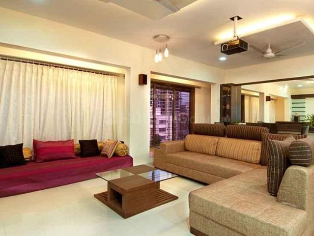 4 BHK Apartment in Santacruz West for resale Mumbai. The reference number is 20450034