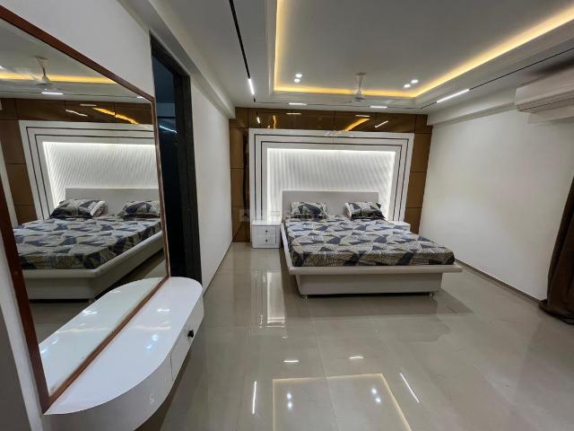 4 BHK Apartment in Sargasan for rent Gandhinagar. The reference number is 20129397