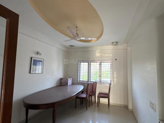 4 BHK Apartment in Science City for rent Ahmedabad. The reference number is 20123298