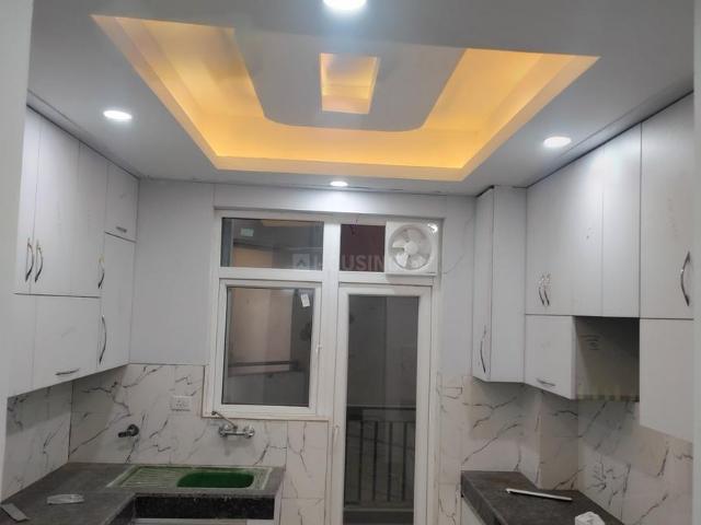 4 BHK Apartment in Sector 143B for rent Noida. The reference number is 19292387