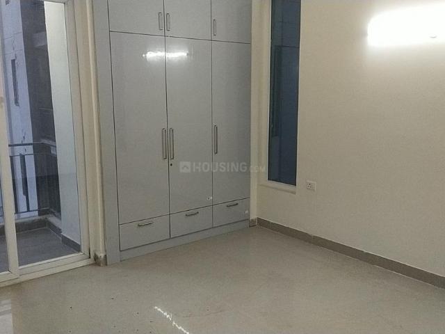 4 BHK Apartment in Sector 143B for rent Noida. The reference number is 20485321