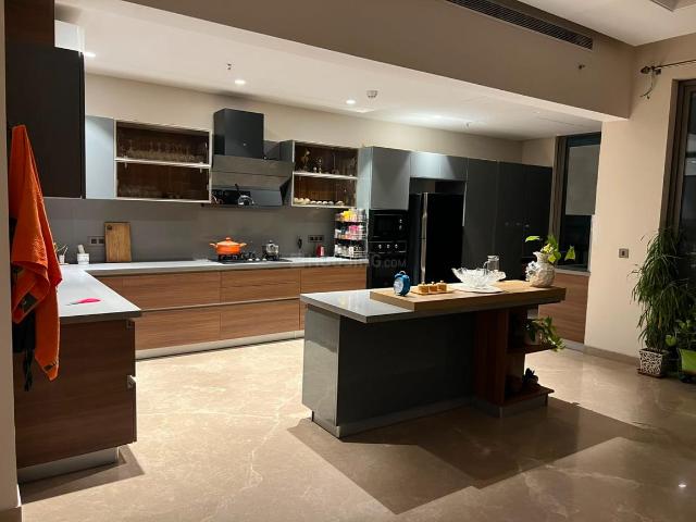4 BHK Apartment in Sector 144 for rent Noida. The reference number is 20277238