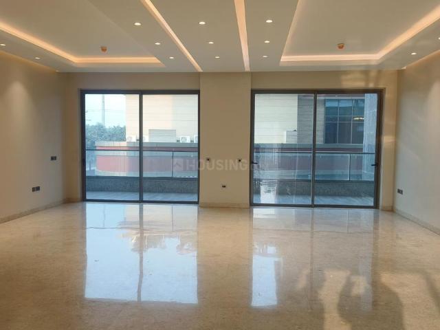 4 BHK Apartment in Sector 144 for rent Noida. The reference number is 20613775