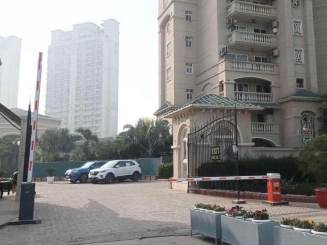 4 BHK Apartment in Sector 150 for rent Noida. The reference number is 20166527