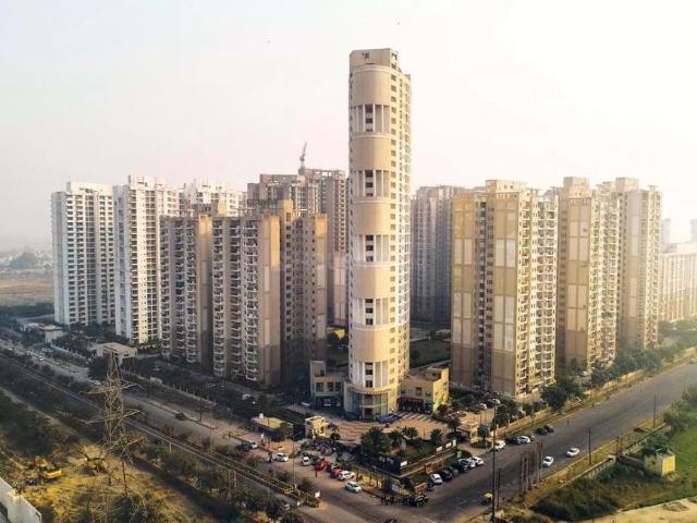 4 BHK Apartment in Sector 168 for rent Noida. The reference number is 20233759