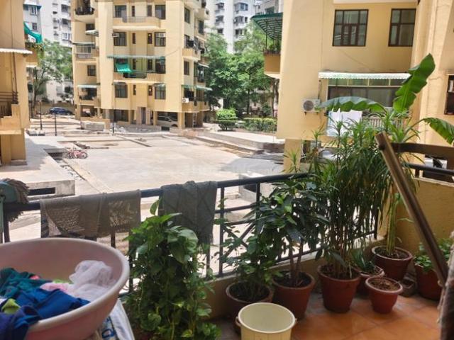 4 BHK Apartment in Sector 18 Dwarka for rent New Delhi. The reference number is 20408700