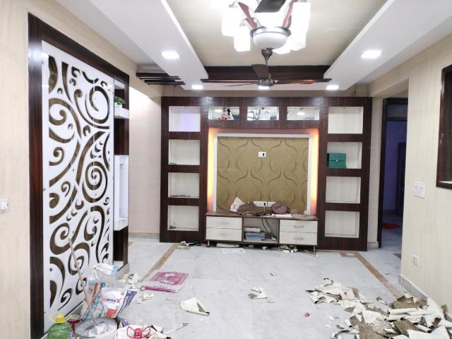 4 BHK Apartment in Sector 18 Dwarka for resale New Delhi. The reference number is 20232640