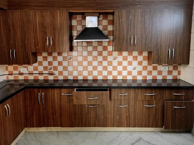 4 BHK Apartment in Sector 19 Dwarka for rent New Delhi. The reference number is 16480628