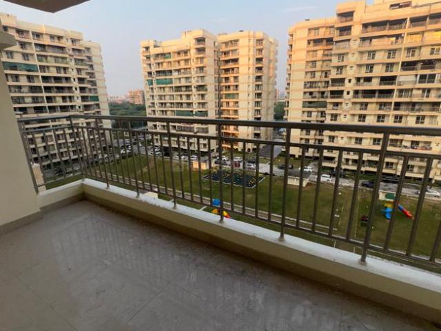4 BHK Apartment in Sector 19 Dwarka for rent New Delhi. The reference number is 18416578
