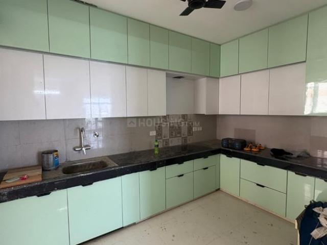 4 BHK Apartment in Sector 19 Dwarka for rent New Delhi. The reference number is 20917231
