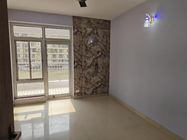 4 BHK Apartment in Sector 19 Dwarka for rent New Delhi. The reference number is 20360118