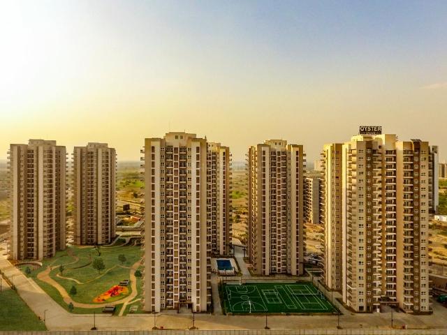 4 BHK Apartment in Sector 103 for resale Gurgaon. The reference number is 19394570