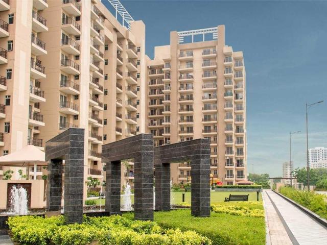 4 BHK Apartment in Sector 103 for resale Gurgaon. The reference number is 20957931