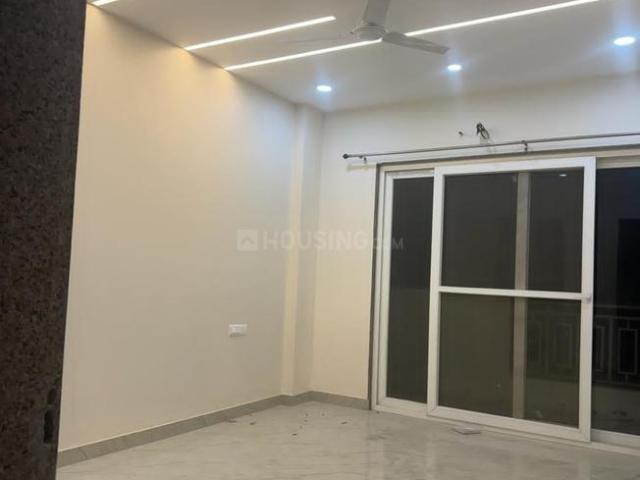 4 BHK Apartment in Sector 100 for rent Noida. The reference number is 19969862