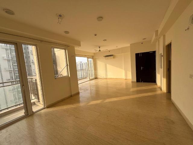 4 BHK Apartment in Sector 102 for rent Gurgaon. The reference number is 19515132