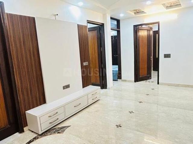 4 BHK Apartment in Sector 102 for resale Noida. The reference number is 20224858
