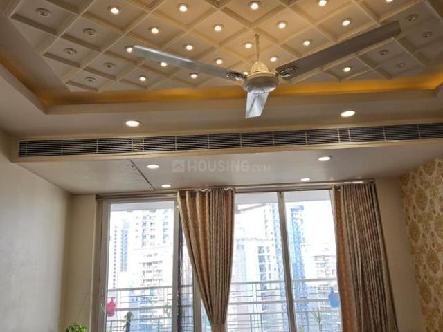 4 BHK Apartment in Sector 107 for rent Noida. The reference number is 18299121