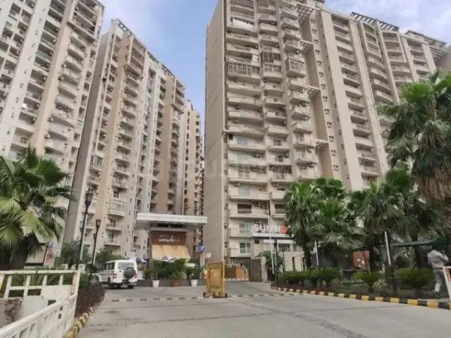 4 BHK Apartment in Sector 107 for rent Noida. The reference number is 20164641