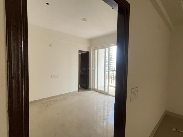 4 BHK Apartment in Sector 107 for rent Noida. The reference number is 20366662
