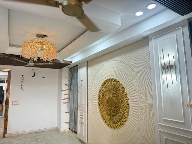 4 BHK Apartment in Sector 104 for resale Noida. The reference number is 17747257