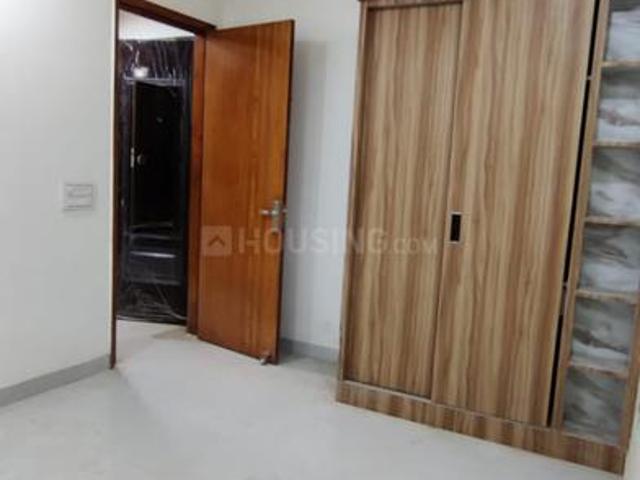 4 BHK Apartment in Sector 104 for resale Noida. The reference number is 20588917