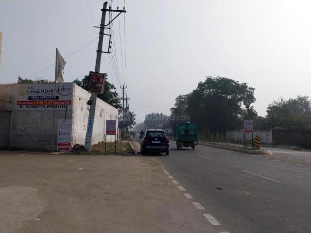 4 BHK Apartment in Sector 104 for resale Faridabad. The reference number is 20033339