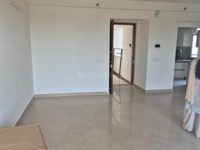 4 BHK Apartment in Sector 106 for resale Gurgaon. The reference number is 19364536
