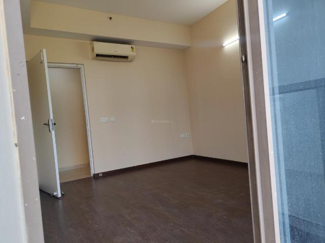 4 BHK Apartment in Sector 106 for resale Gurgaon. The reference number is 20091009