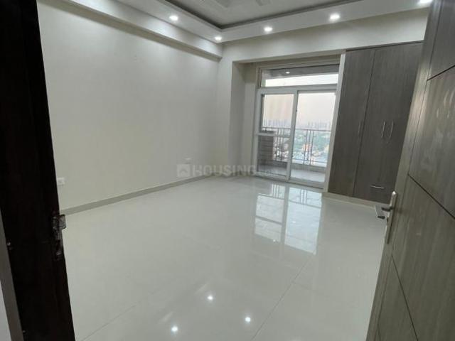4 BHK Apartment in Sector 108 for rent Noida. The reference number is 18253695