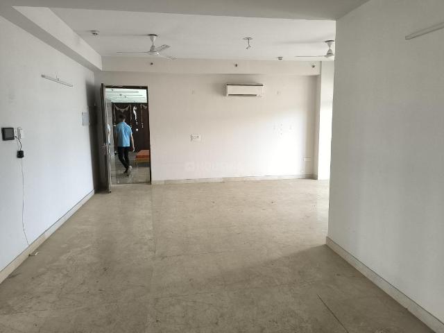 4 BHK Apartment in Sector 108 for rent Noida. The reference number is 19843843