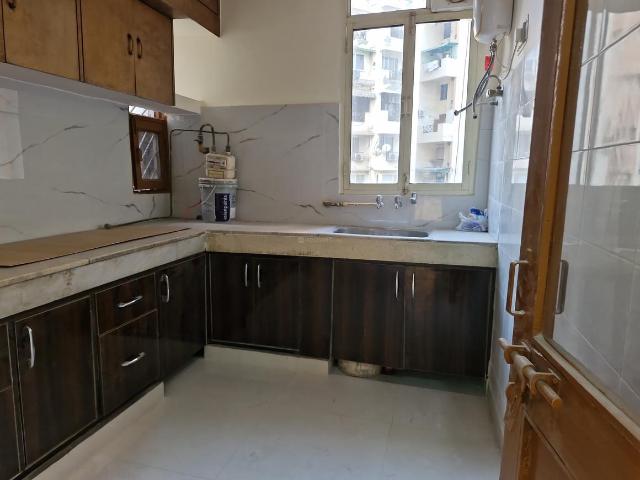 4 BHK Apartment in Sector 10 Dwarka for rent New Delhi. The reference number is 18914489