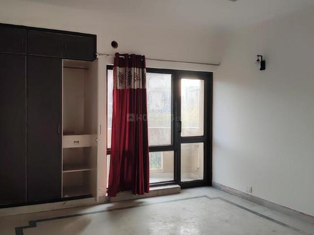 4 BHK Apartment in Sector 10 Dwarka for rent New Delhi. The reference number is 19771408