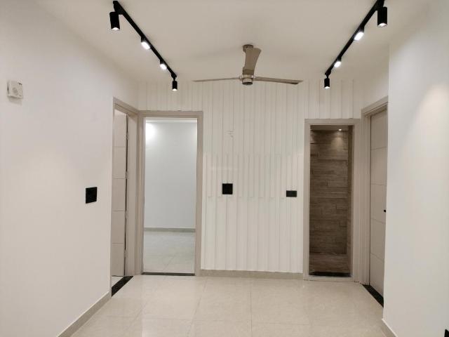 4 BHK Apartment in Sector 10 Dwarka for resale New Delhi. The reference number is 19842418