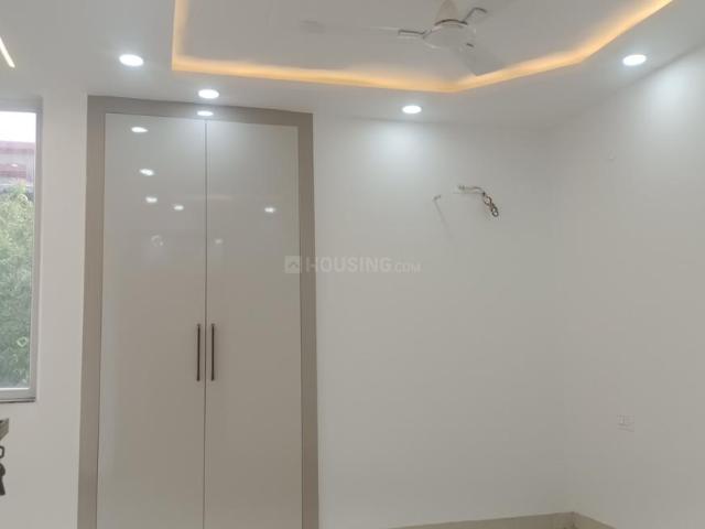 4 BHK Apartment in Sector 10 Dwarka for resale New Delhi. The reference number is 20408674