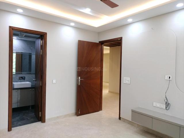 4 BHK Apartment in Sector 10 Dwarka for resale South West Delhi. The reference number is 19132837